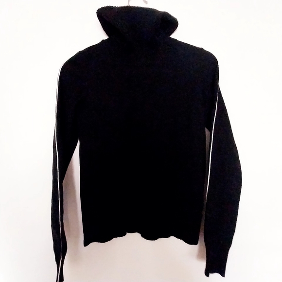 Calvin Klein turtle neck sweatshirt sz XS - Picture 3 of 5